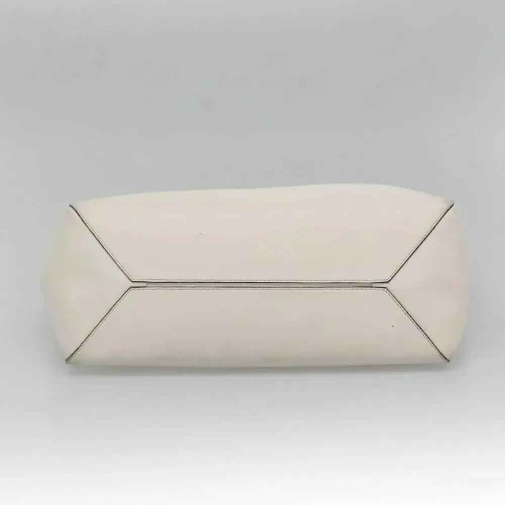 Loewe height width